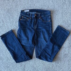 GAP Dark Blue Women's mid-Rise Straight Jeans